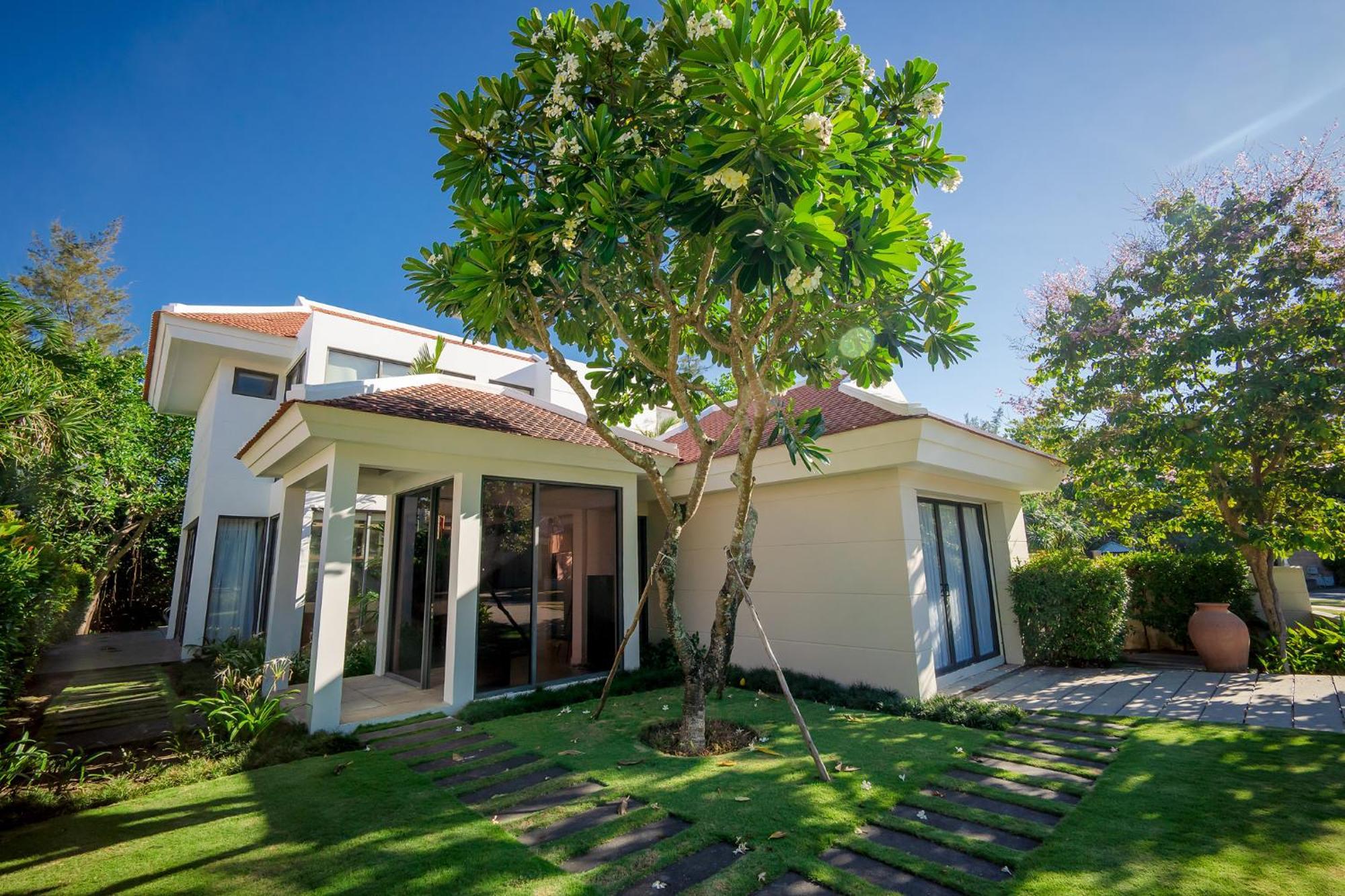Golden Beachside 5* Đà Nẵng